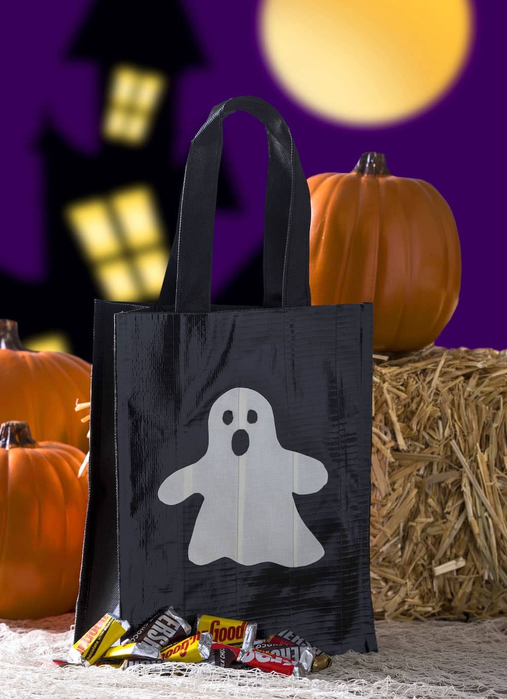 DIY Ghost Trick-or-Treat Tote