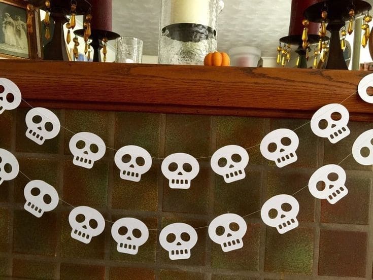 DIY Skull Paper Garland Banner