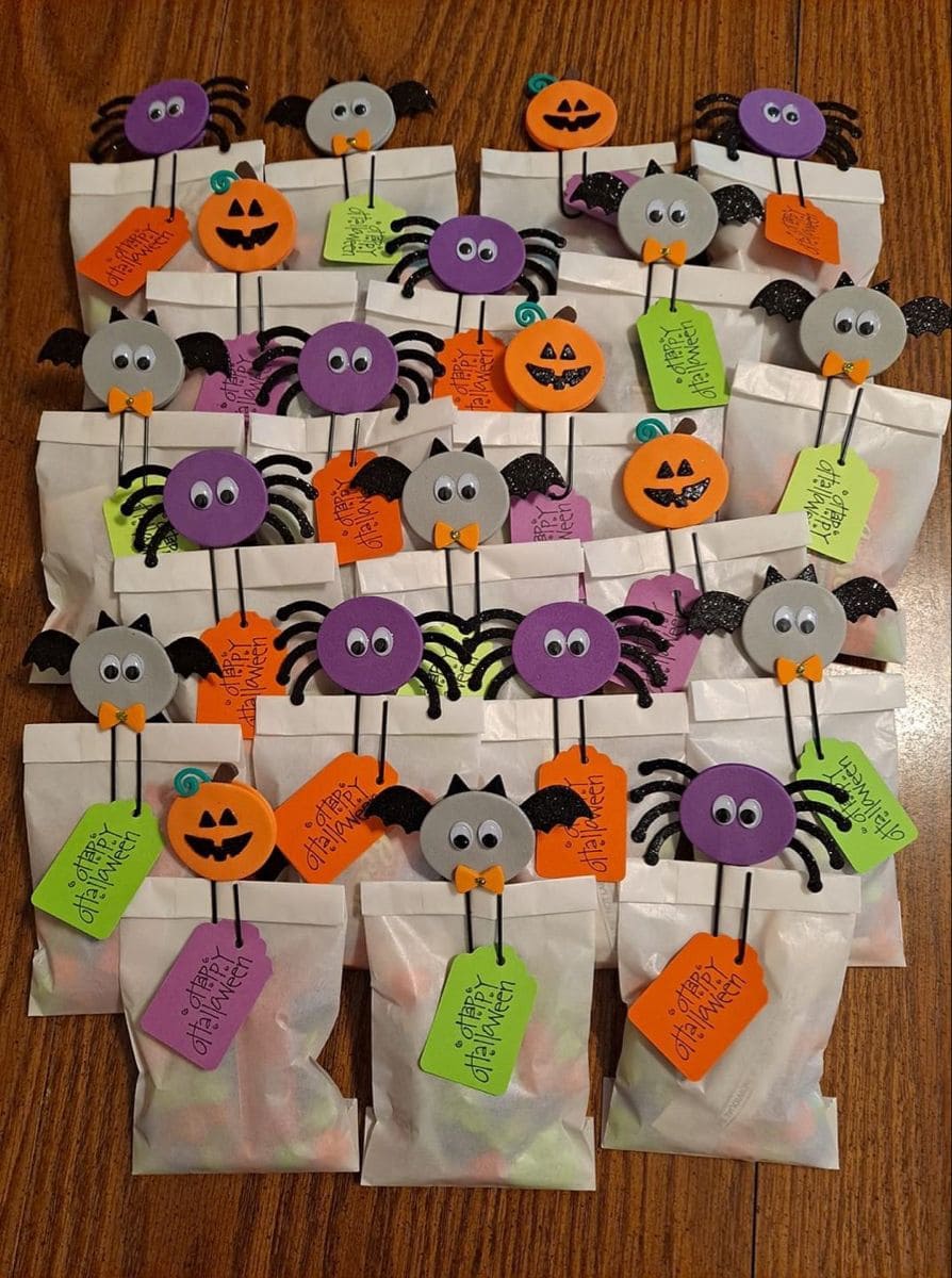 Halloween Critter Clip Treat Bags