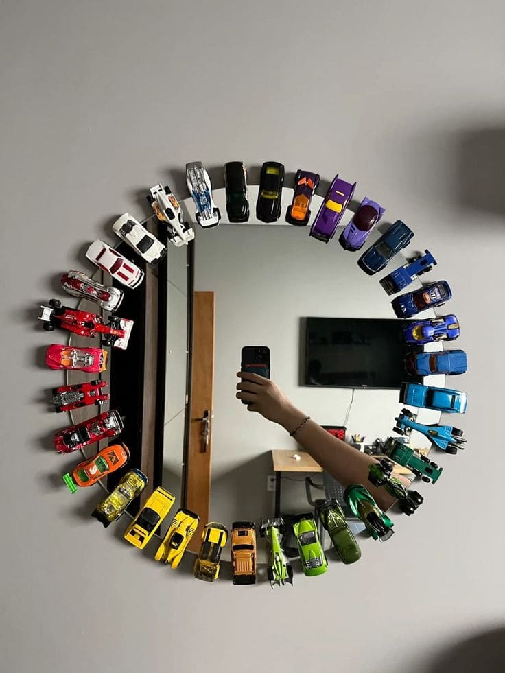 Hot Wheels Mirror Makeover