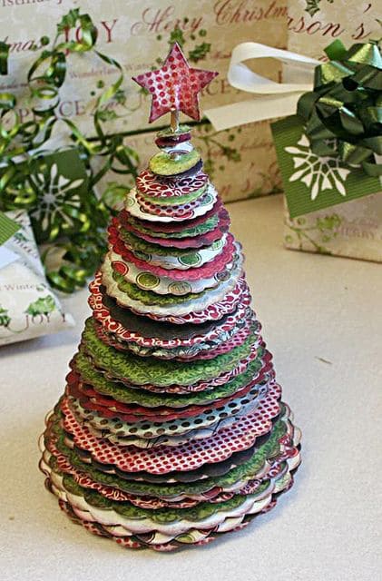 Layered Scalloped Christmas Tree