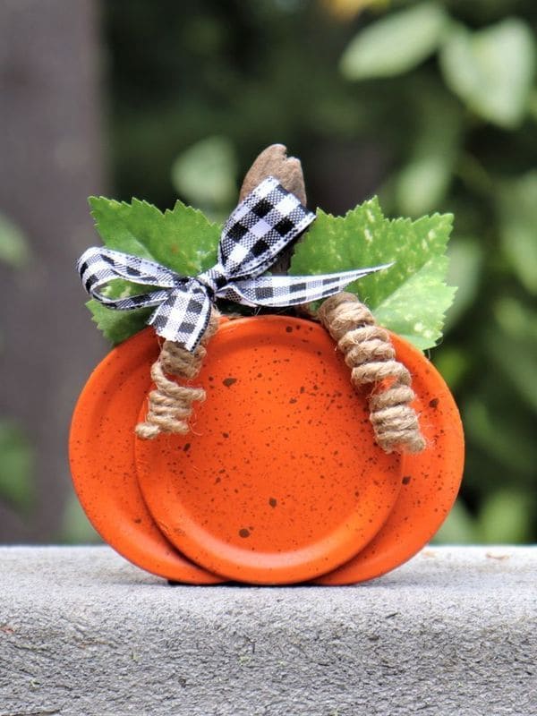 Mason Jar Lid Pumpkin