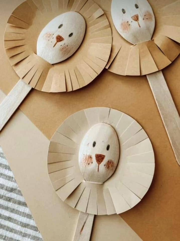 Minimalist Wooden Spoon Lions