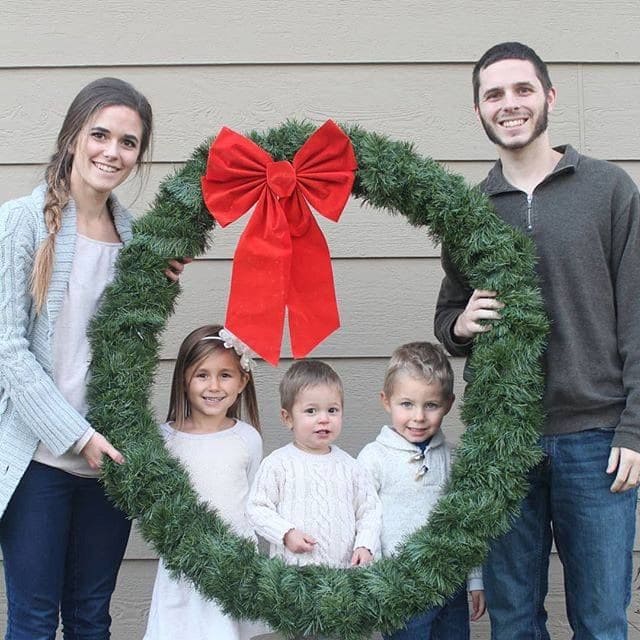 Oversized Christmas Wreath Photo Booth Frame