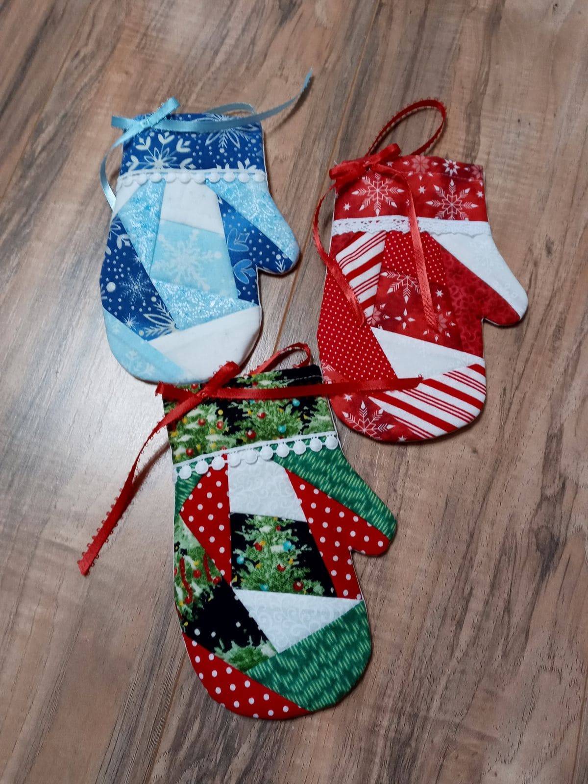 Quilted Mitten Ornaments