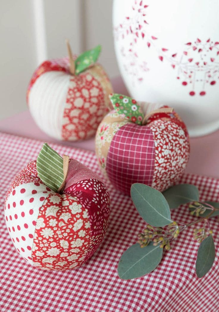 Scrap Fabric Patchwork Apples