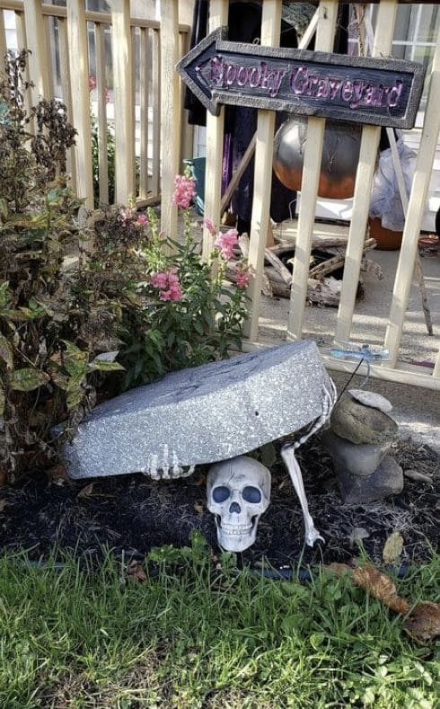 Skeleton Escape Gone Wrong