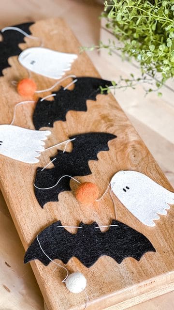 Sweet Ghost and Bat Felt Garland
