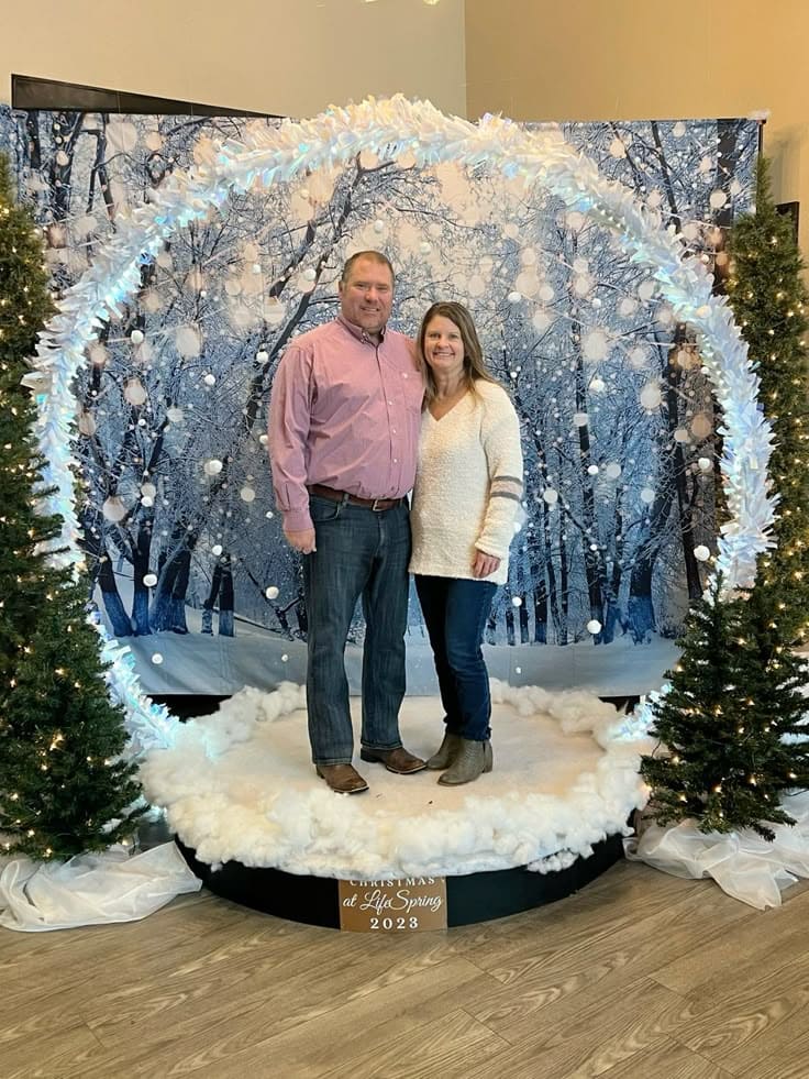 Winter Wonderland Arch Photo Booth