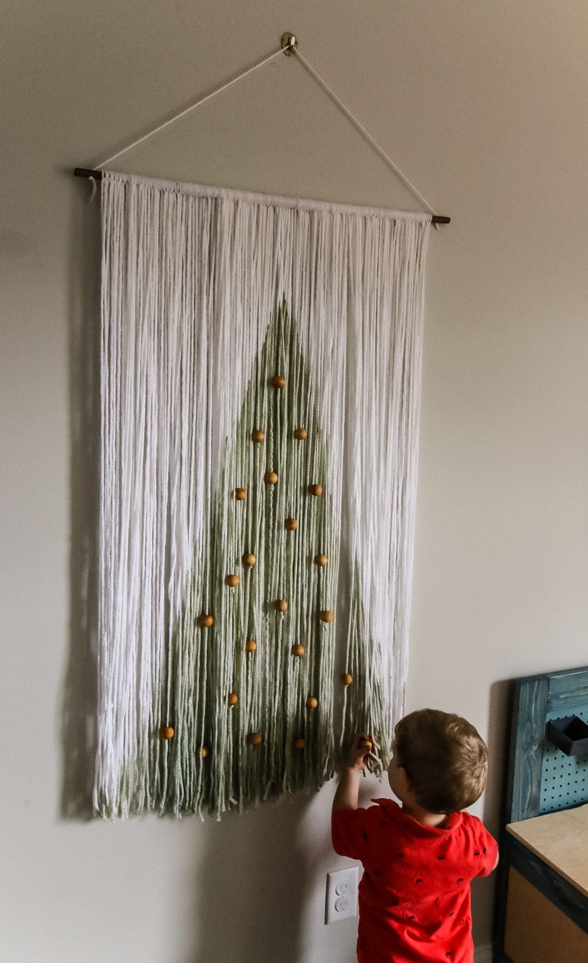 Yarn Christmas Tree Wall Hanging
