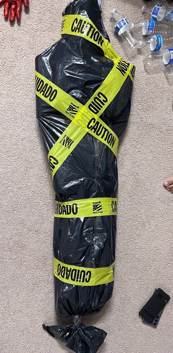 How to Make a Dead Body for Halloween Decoration from Bottles