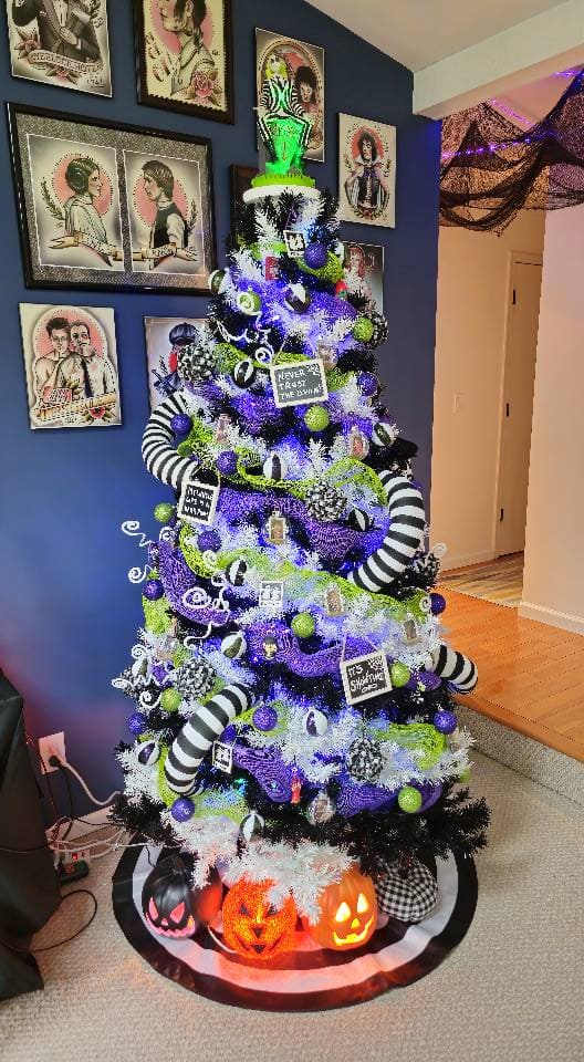 Beetlejuice-Inspired Halloween Tree