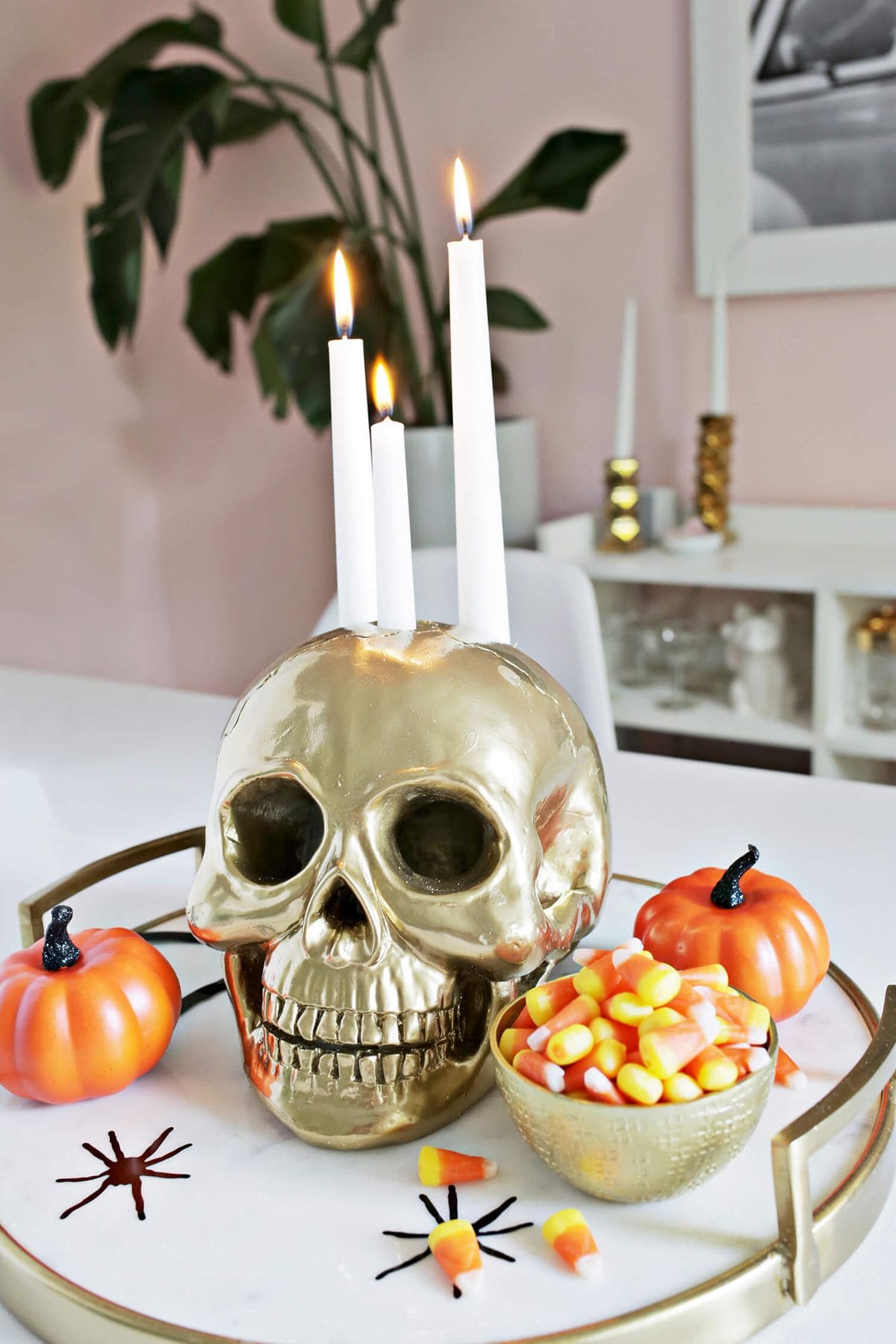 Chic Skull Candelabra Centerpiece