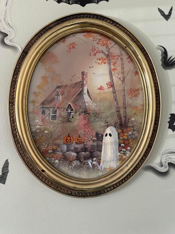 Cottage Garden Ghost Frame