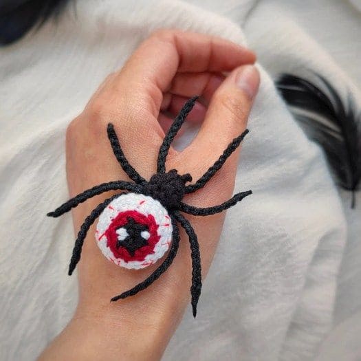 Crochet Eyeball Spider
