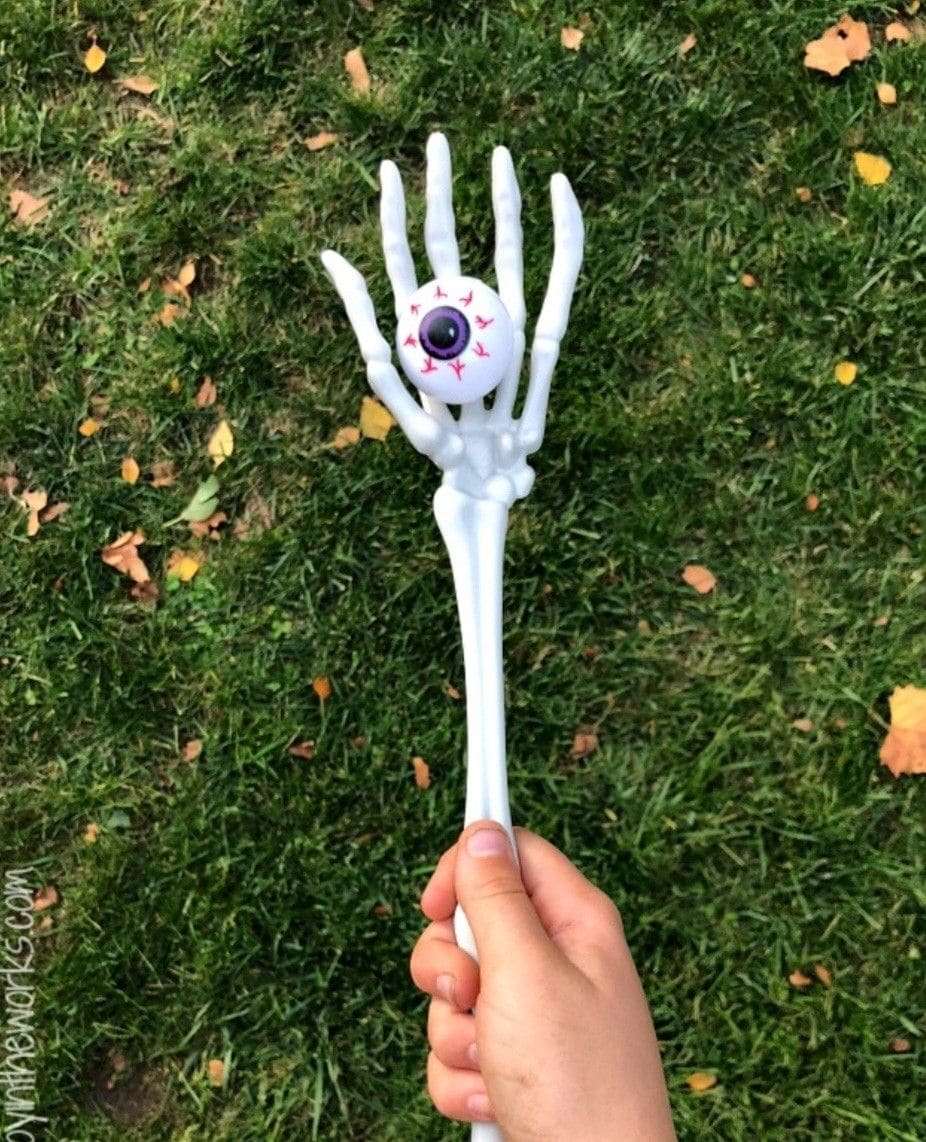 Eyeball Spoon Relay
