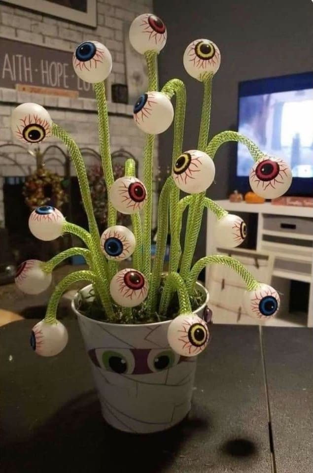 Eyeball Tentacle Plant