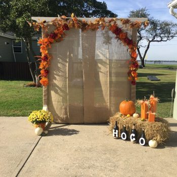 Bring Autumn Home With 20 DIY Garden Decor Ideas