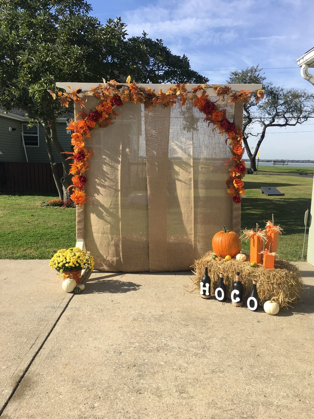 Fall Garland Backdrop for Gatherings