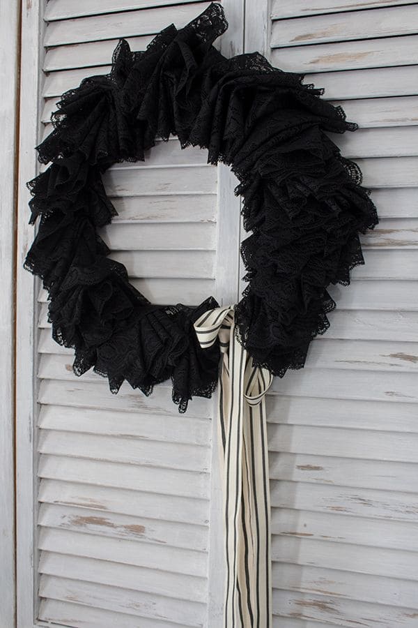 Gothic Black Lace Wreath