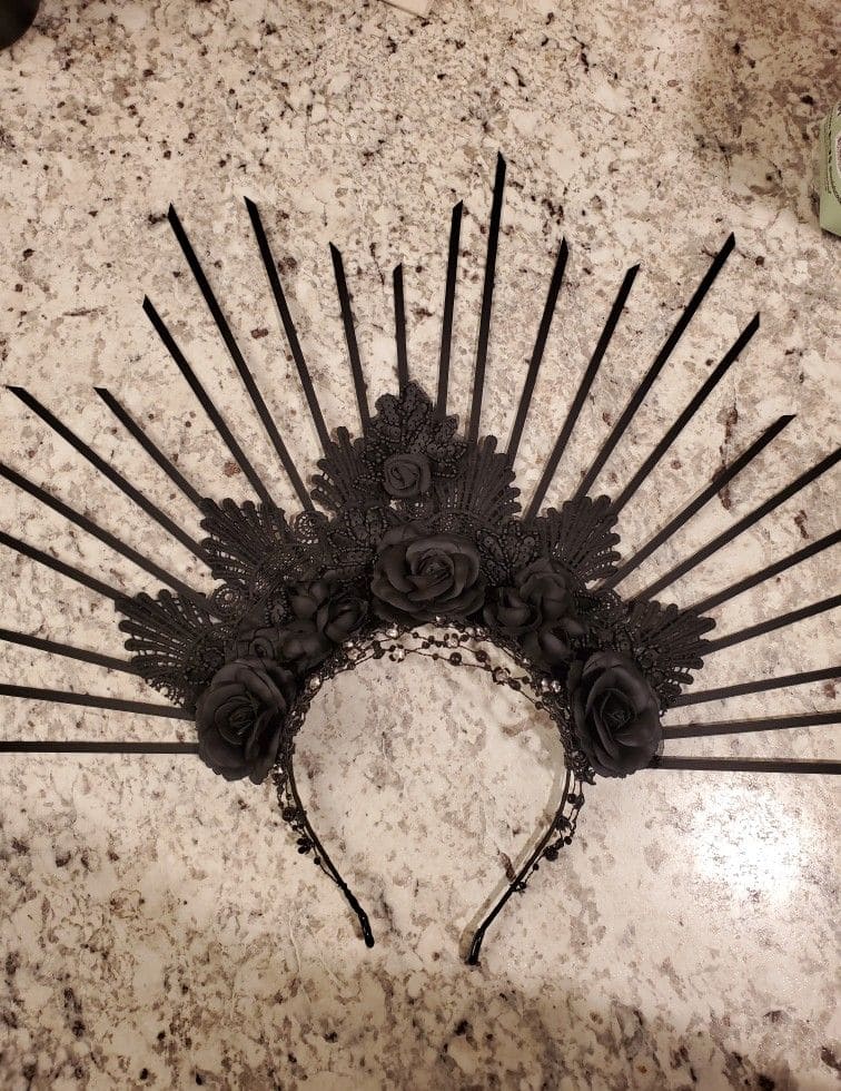 Gothic Lace Sunburst Crown