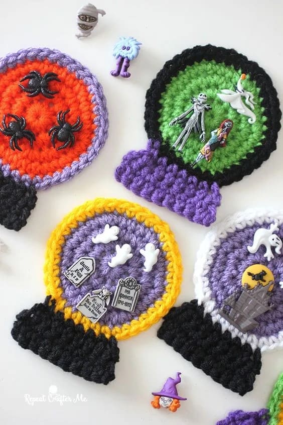 Halloween Snow Globe Appliqués