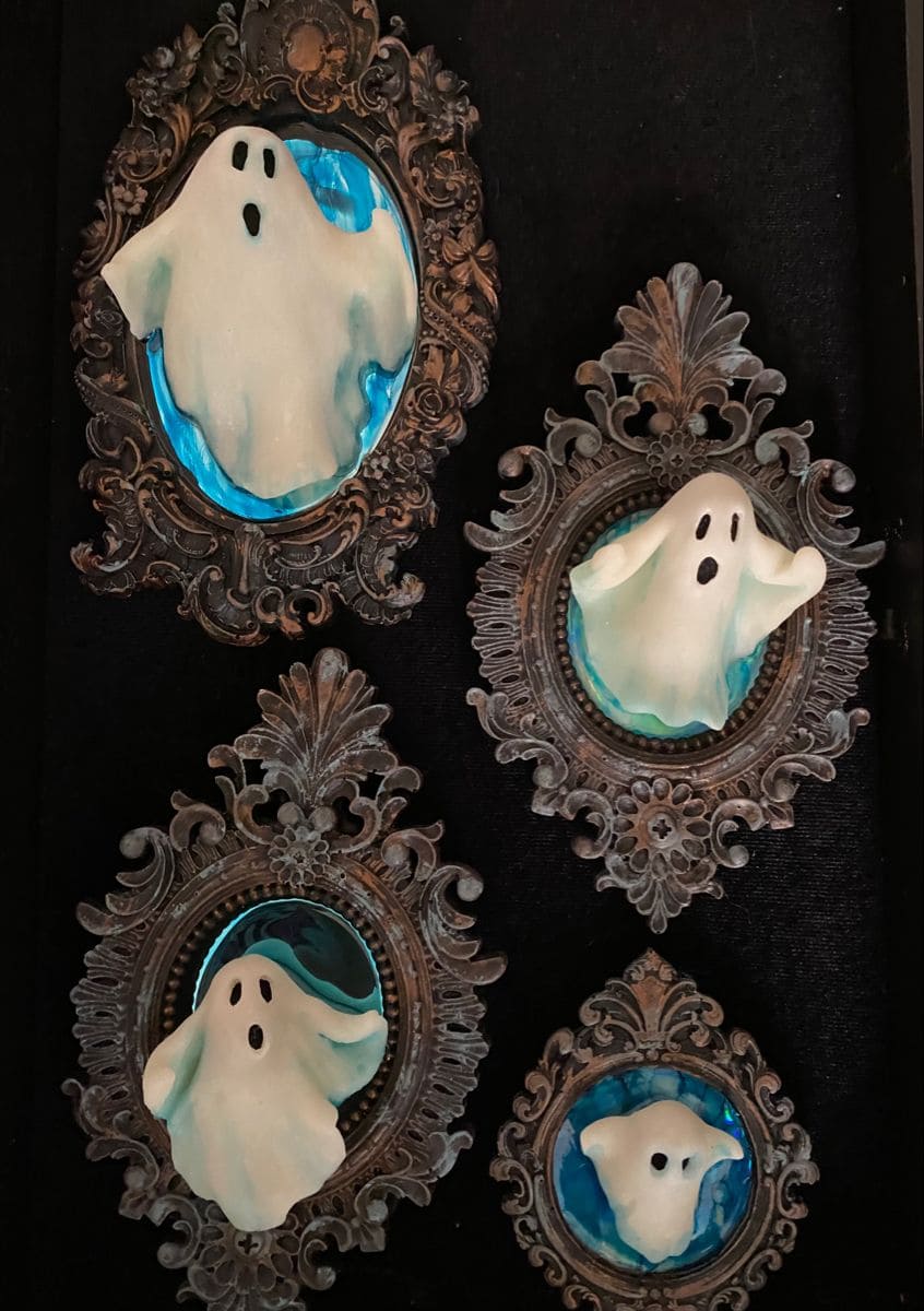 Haunted Portrait Mini Gallery