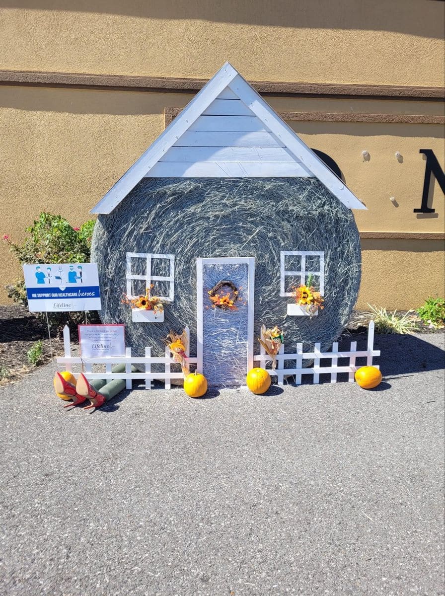 Hay Bale House Display