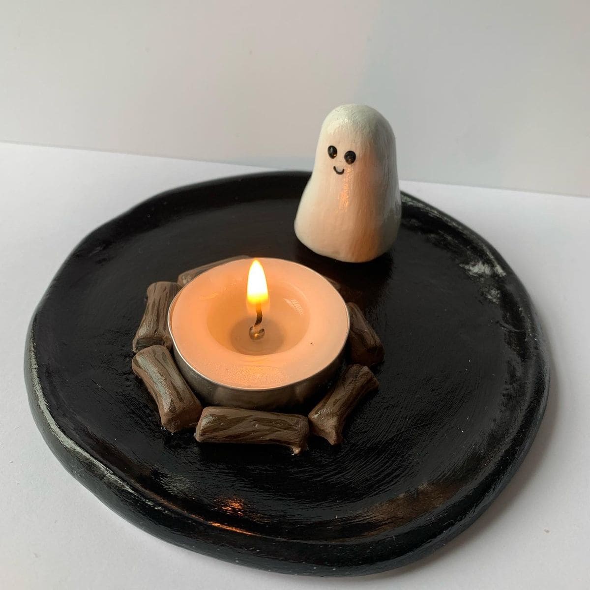 Little Ghost Campfire Candle Holder