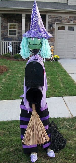 Mailbox Witch on Duty