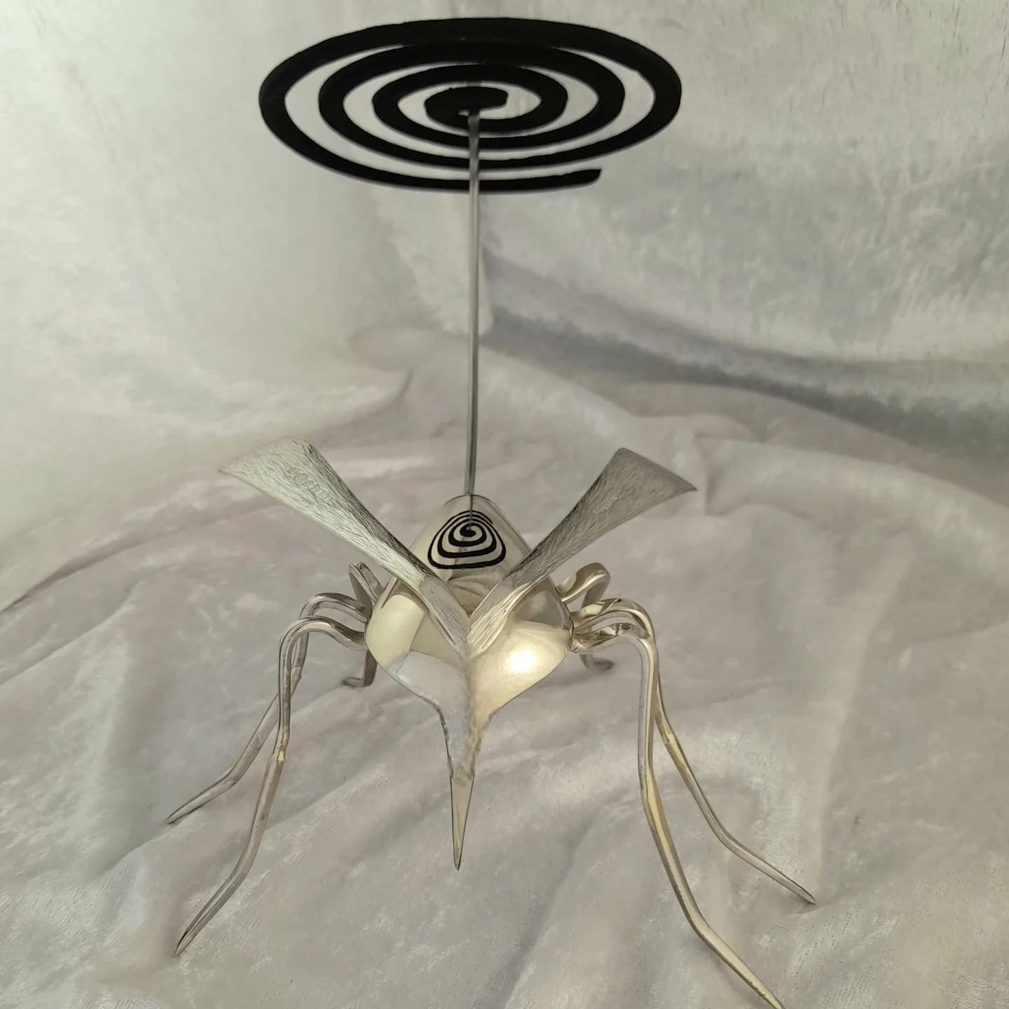Metal Mosquito Sculpture Coil Holder