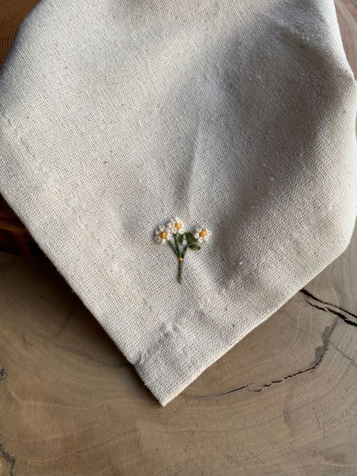 Mini Daisy Cluster on Line