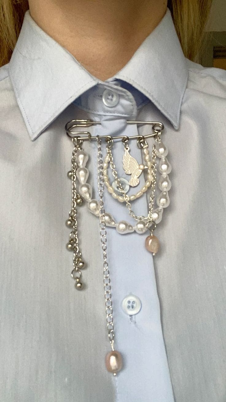 Pearl-Dove Collar Brooch