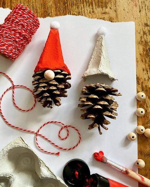 20+ Cute Christmas Crafts from Egg Cartons for All Ages