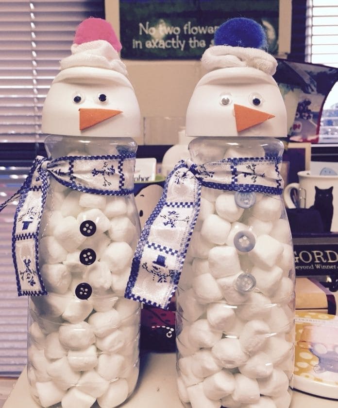 Puffy Marshmallow Snowmen Bottles