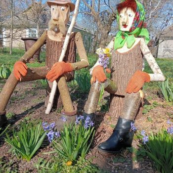 Bring Autumn Home With 20 DIY Garden Decor Ideas
