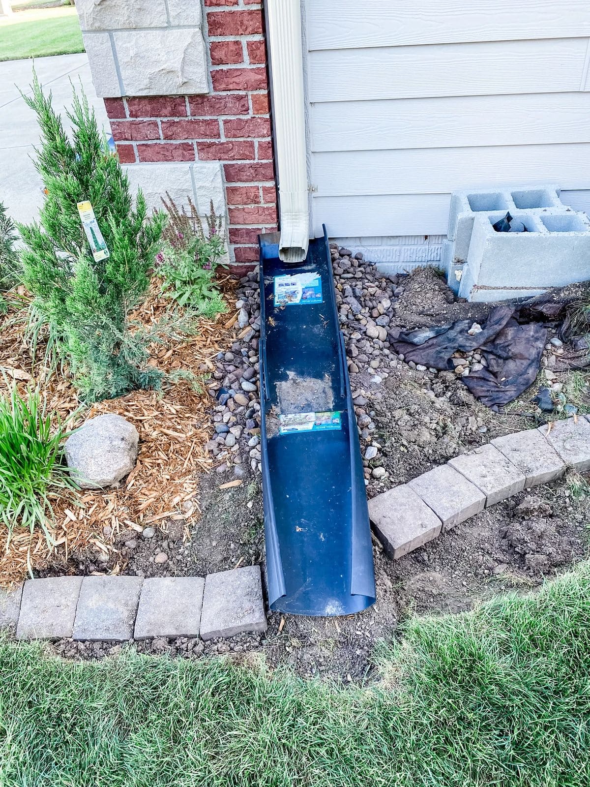 Simple Plastic Downspout Diverter
