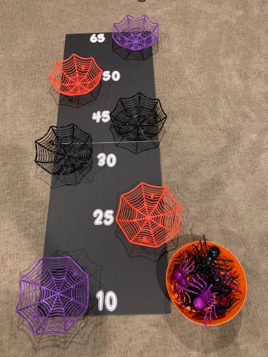 Spider Toss Score Game