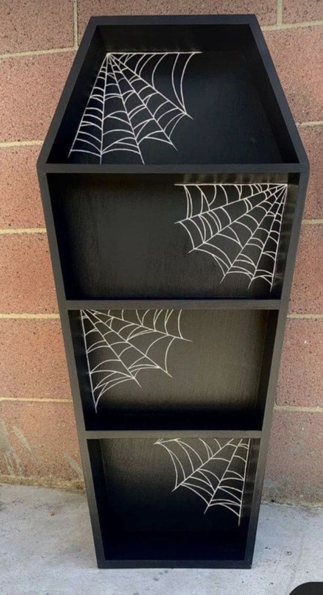 Spiderweb Mini Coffin Box