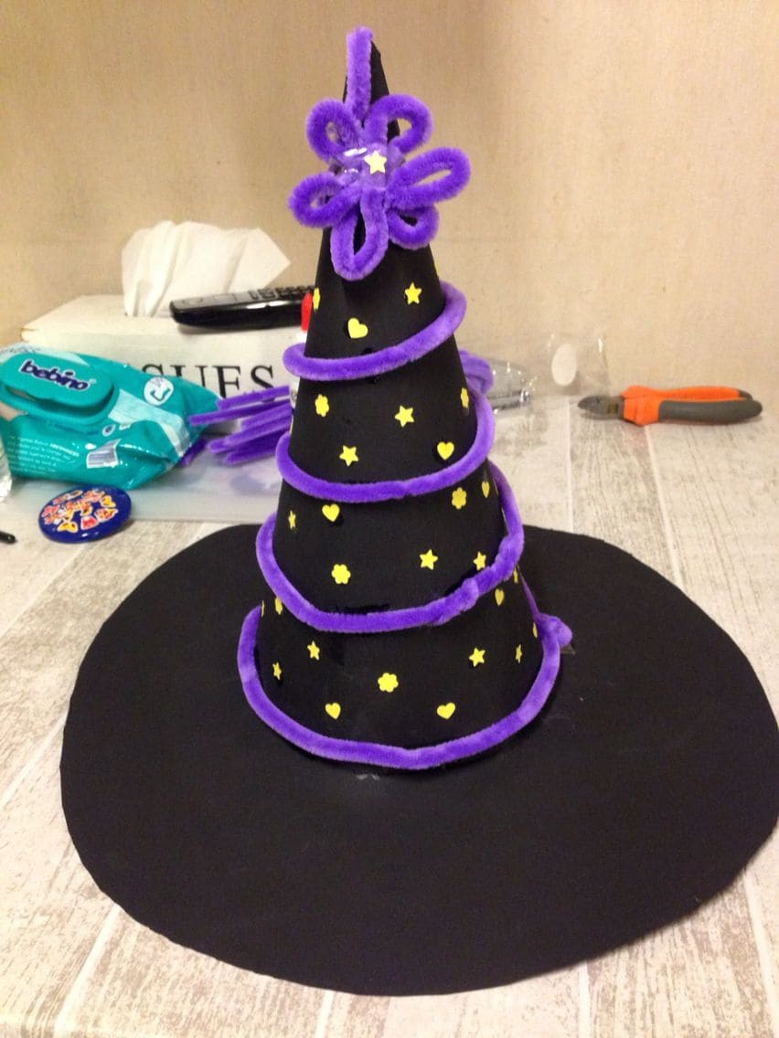 Starry Night Witch Hat With Pipe Cleaner Twists