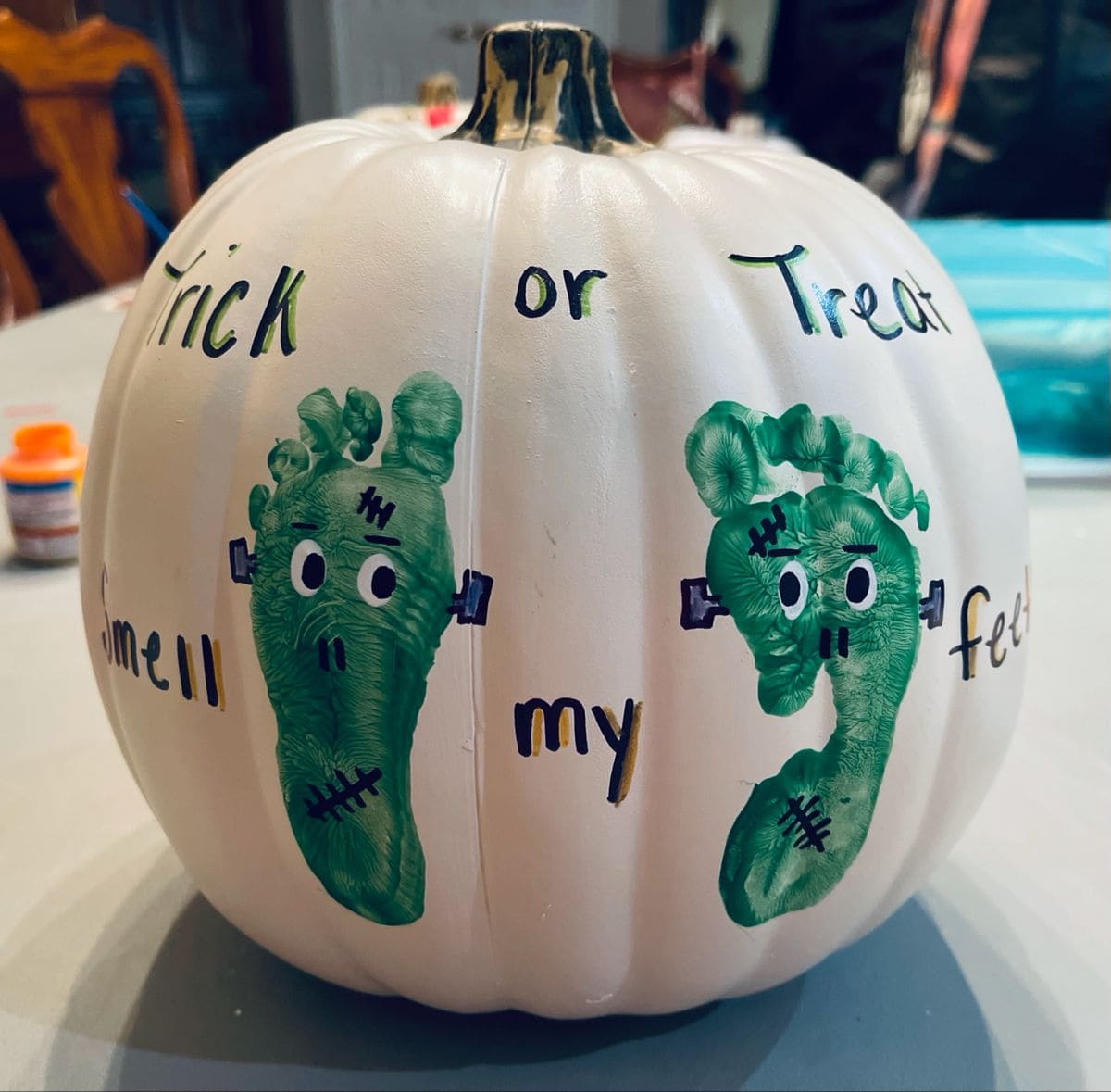 Trick or Treat Smell My Feet Pumpkin