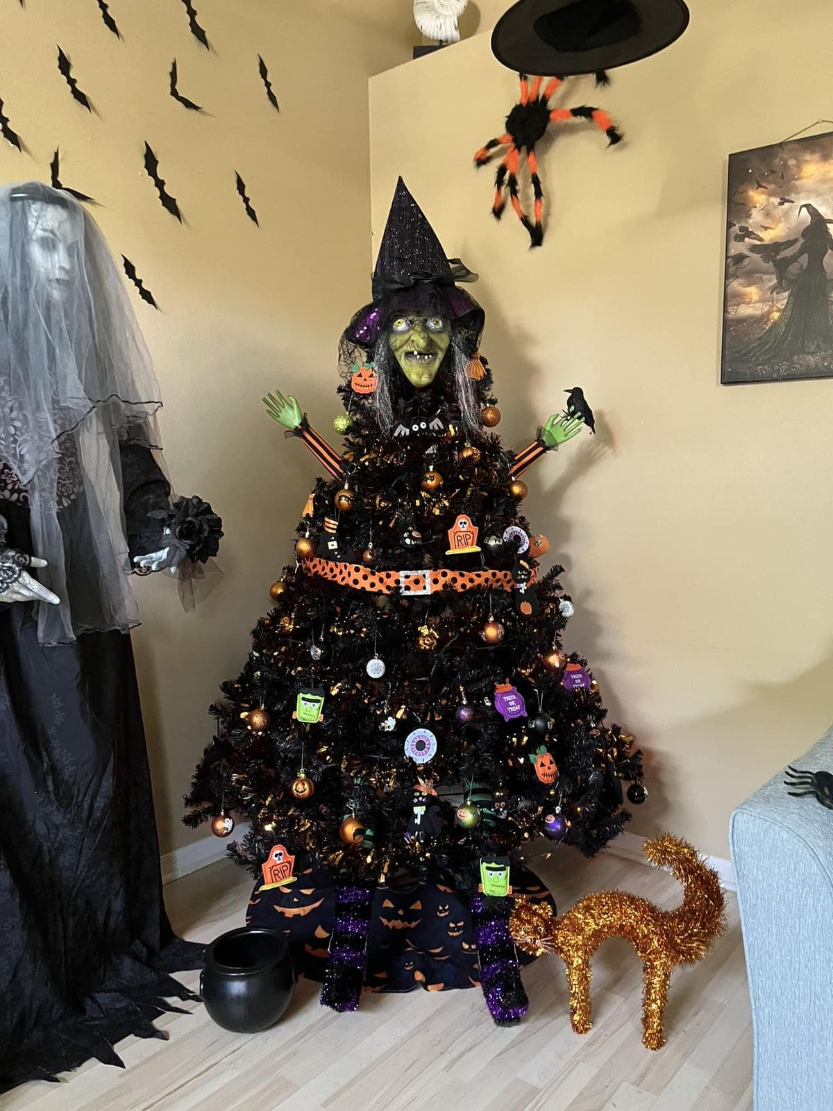 Wicked Witch Halloween Tree