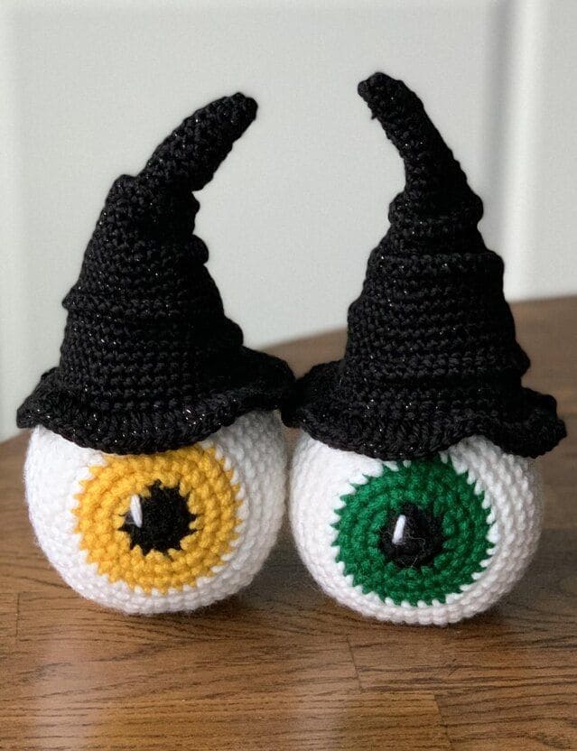 Witch Hat Eyeball Amigurumi