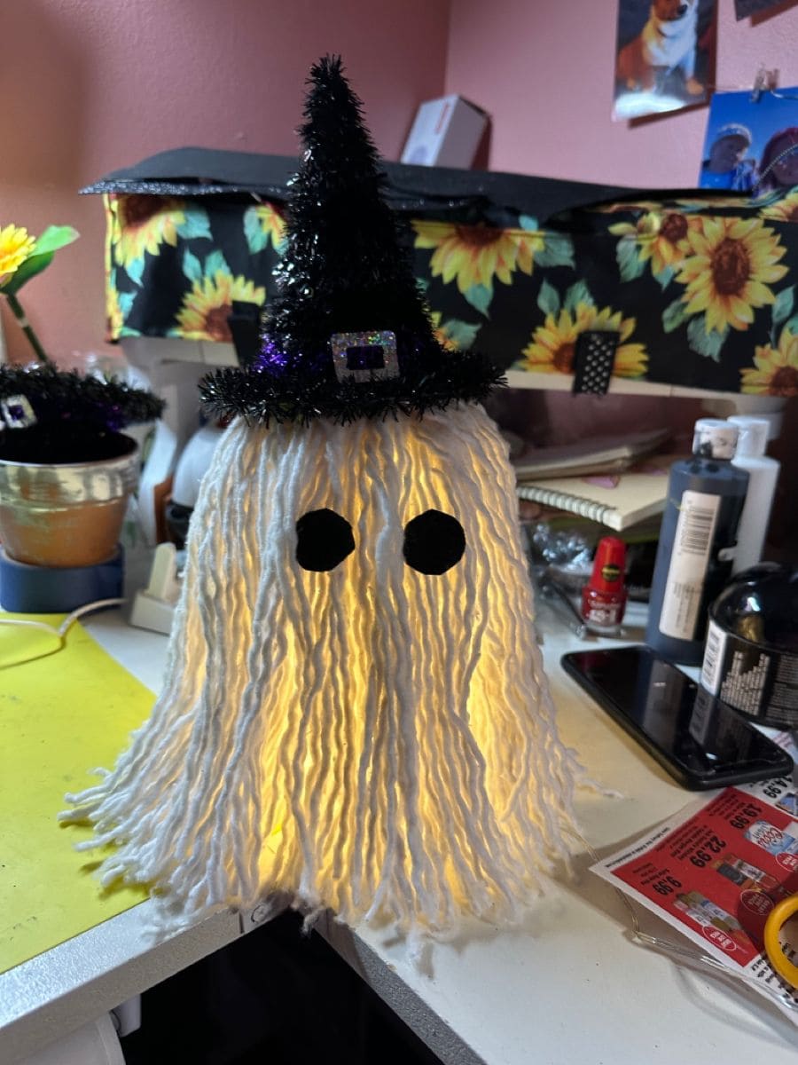 Yarn Witch Hat Ghost Lamp