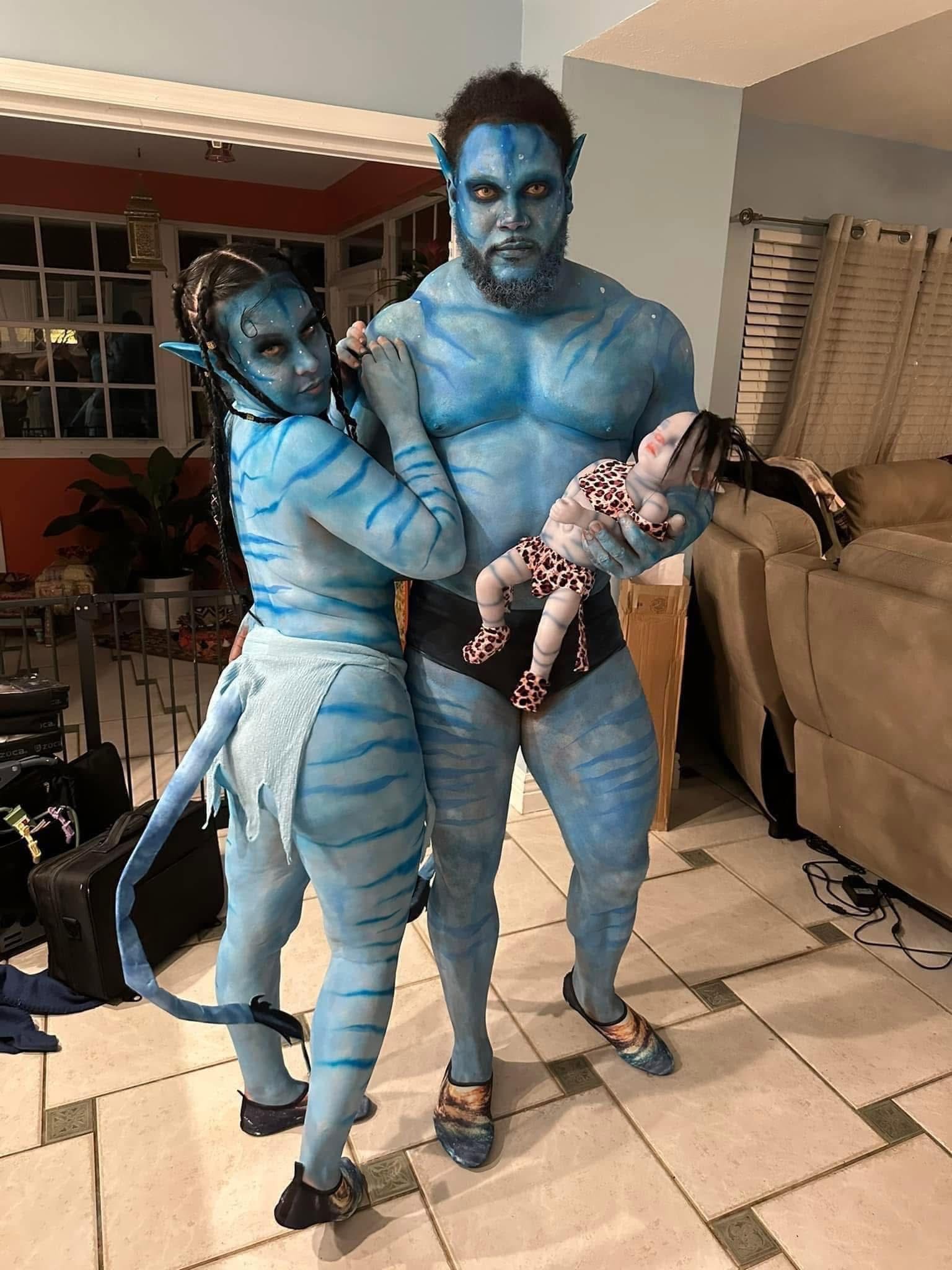 Transform Your Family into Na’vi with This Epic Avatar Costume