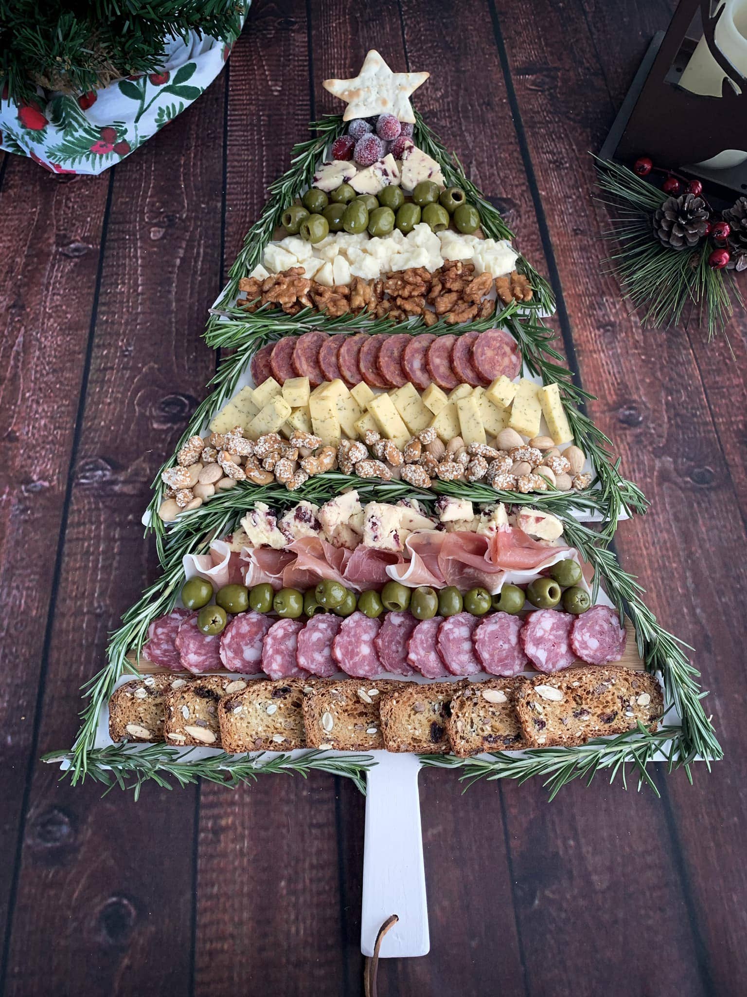 Christmas Tree Charcuterie Spread