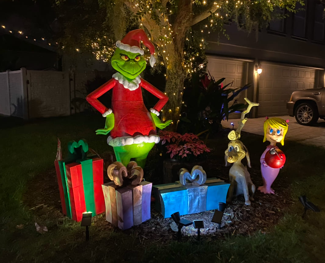 Grinch-Themed Christmas Yard Display