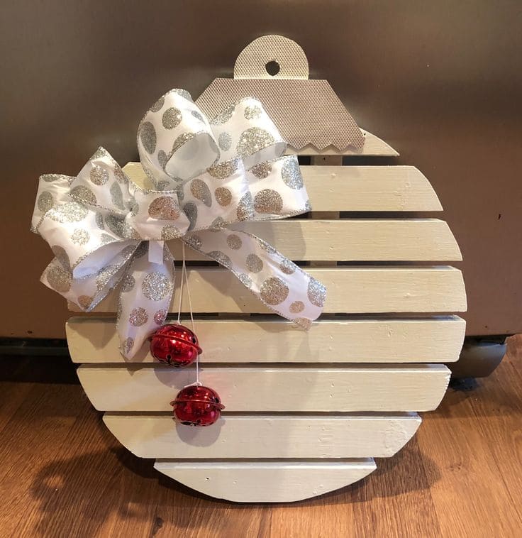 Pallet Ornament Wall Art