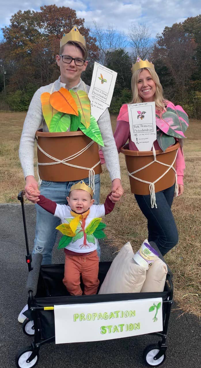 How to Create a Plant-Lover Family Costume That’s Too Cute to Leaf Behind
