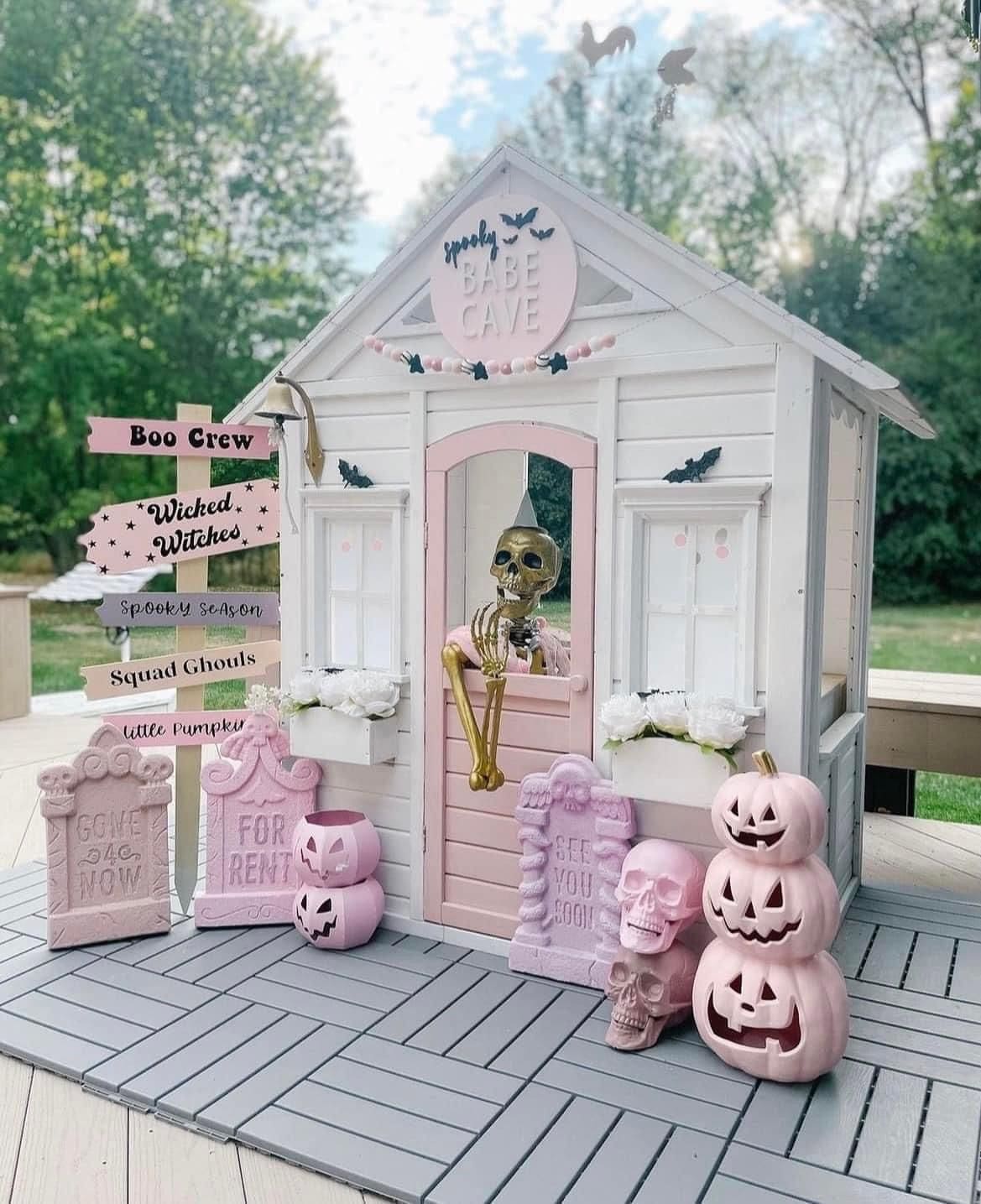 Spooky Babe Cave Retreat
